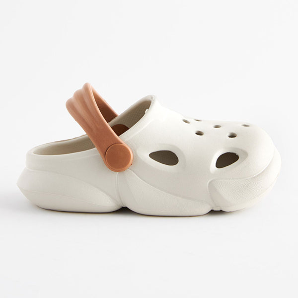 Neutral Clogs with Backstrap