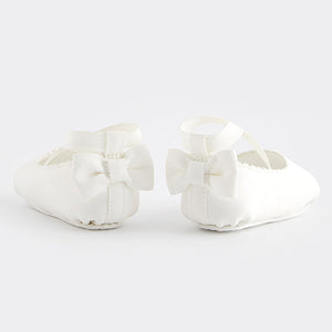 White Ballet Baby Shoes (0-24mths)