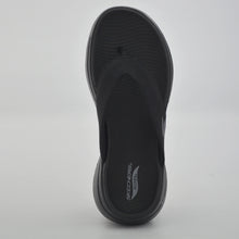 Load image into Gallery viewer, GO WALK ARCH FIT SANDAL
