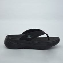 Load image into Gallery viewer, GO WALK ARCH FIT SANDAL
