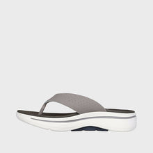 Load image into Gallery viewer, GO WALK ARCH FIT SANDAL
