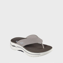 Load image into Gallery viewer, GO WALK ARCH FIT SANDAL
