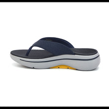Load image into Gallery viewer, GO WALK ARCH FIT SANDAL
