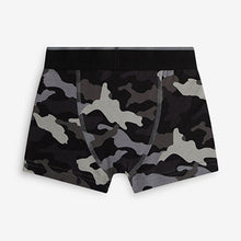 Load image into Gallery viewer, Multi Camo 7 Pack Trunks (2-12yrs)
