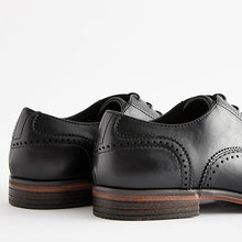 Load image into Gallery viewer, Black Oxford Toe Cap Shoes
