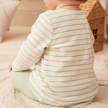 Load image into Gallery viewer, Green Bunny Baby Top And Leggings Set
