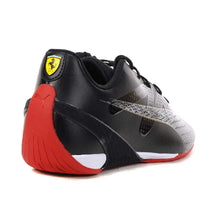 Load image into Gallery viewer, Scuderia Ferrari Carbon Cat Driving Shoes
