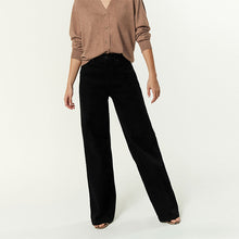 Load image into Gallery viewer, Black Wide Leg Denim Jeans
