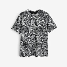 Load image into Gallery viewer, Black/White Print T-Shirt
