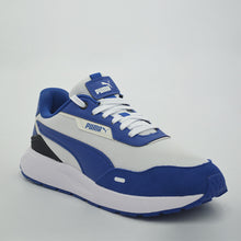 Load image into Gallery viewer, Runtamed Plus Unisex Sneakers
