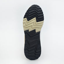 Load image into Gallery viewer, Road Rider Suede Sneakers
