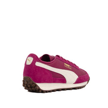 Load image into Gallery viewer, Easy Rider Vintage Sneakers
