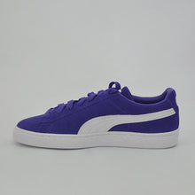Load image into Gallery viewer, Suede Classic Sneakers Unisex

