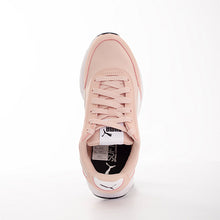 Load image into Gallery viewer, R78 Lightwind Sneakers Unisex
