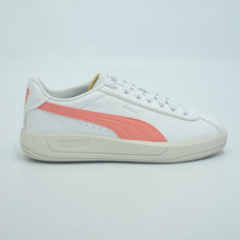 Load image into Gallery viewer, Puma Club Klassika SL Sneakers Women
