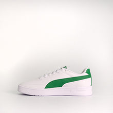 Load image into Gallery viewer, Court Classic Vulc Sneakers

