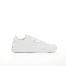 Load image into Gallery viewer, Vikky Star Sneakers Women
