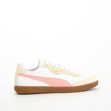Load image into Gallery viewer, Vikky Star Sneakers Women
