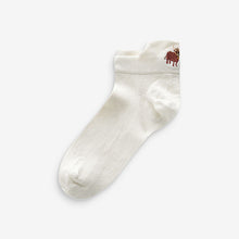Load image into Gallery viewer, Neutral / Hamish the Highland Cow Embroidered Motif Trainers Socks 4 Pack
