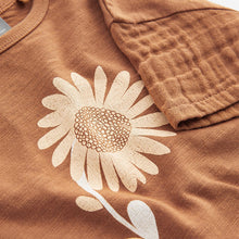 Load image into Gallery viewer, Brown Sunflower Short Sleeve T-Shirt (3mths-5-6yrs)
