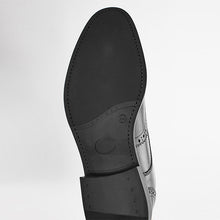 Load image into Gallery viewer, Black Standard Fit Leather Derby Brogues
