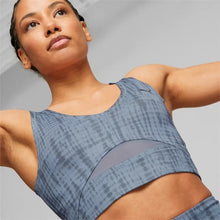 Load image into Gallery viewer, STUDIO PRINTED CROPPED TRAINING TOP WOMEN
