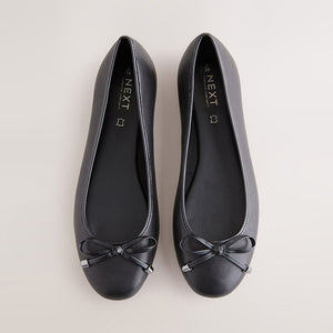 Black Round Toe Leather Ballerina Shoes
