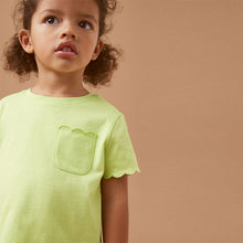 Load image into Gallery viewer, Green Short Sleeve Scallop T-Shirt (3mths-6yrs)
