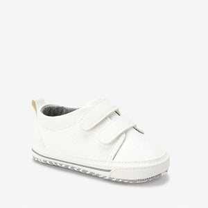 White Baby Two Strap Pram Shoes (0-18mths)