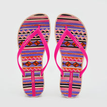 Load image into Gallery viewer, Wave Mix Pink Women Sandals
