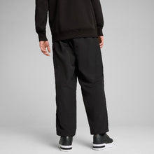 Load image into Gallery viewer, WARDROBE Essentials Relaxed Cargo Pants Men
