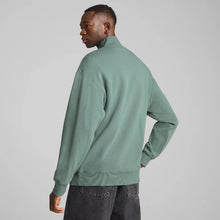 Load image into Gallery viewer, WARDROBE ESS Relaxed Half Zip Crew Men
