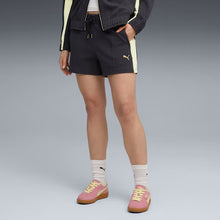 Load image into Gallery viewer, T7 Pintuck 4" Shorts Women
