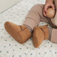 Load image into Gallery viewer, Tan Brown Warm Lined Baby Boots (0-2yrs)
