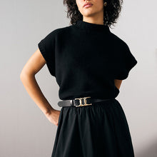 Load image into Gallery viewer, Black Regular Statement Buckle Leather Belt
