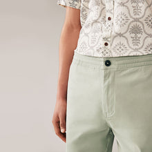 Load image into Gallery viewer, Green Elasticated Waist Chino Shorts
