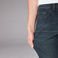Load image into Gallery viewer, Blue Dark Washed Single Slim Fit Classic Stretch Jeans
