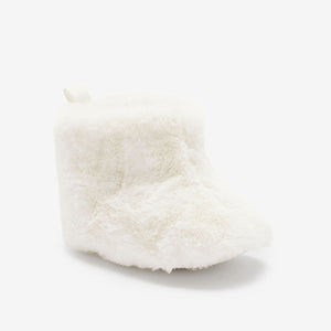White Soft Cosy Baby Boots (0-18mths)