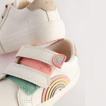 Load image into Gallery viewer, White Standard Fit (F) Touch Fasten Trainers
