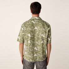 Load image into Gallery viewer, Green/White Western Style Printed Short Sleeve Shirt With Cuban Collar

