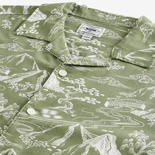 Load image into Gallery viewer, Green/White Western Style Printed Short Sleeve Shirt With Cuban Collar
