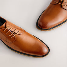 Load image into Gallery viewer, Tan Brown Contrast Sole Derby Shoes
