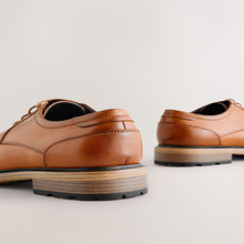 Load image into Gallery viewer, Tan Brown Contrast Sole Derby Shoes
