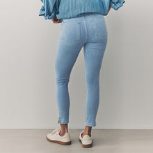 Load image into Gallery viewer, JERS CROP 25 BLEACH
