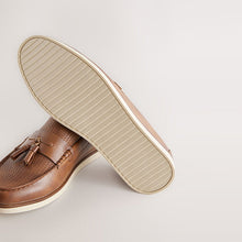 Load image into Gallery viewer, Tan Brown Embossed Tassel Loafers
