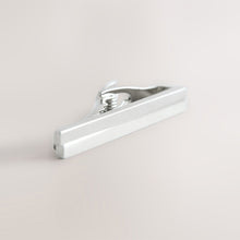 Load image into Gallery viewer, Silver Tone Stepped Tie Clip
