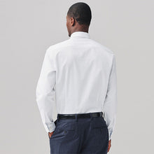 Load image into Gallery viewer, White/Blue ditsy floral tie Slim Fit Occasion Shirt And Tie Set
