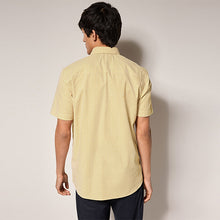 Load image into Gallery viewer, Yellow Diamond Geometric Easy Iron With Short Sleeve Oxford Shirt
