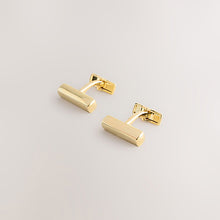 Load image into Gallery viewer, Gold Tone Bar Cufflinks
