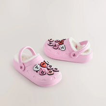 Load image into Gallery viewer, Pink Heart Slipper Clogs
